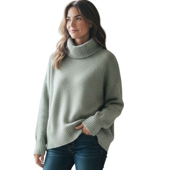 Zara Sage Green Turtleneck Sweater - Picture 1 of 9